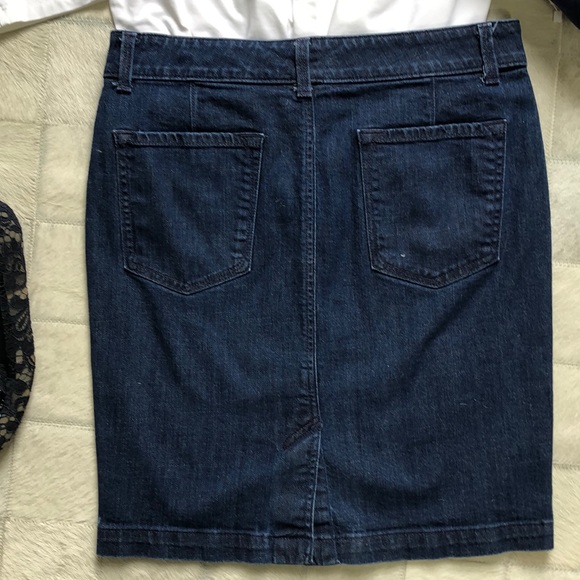Banana Republic jeans skirt - Picture 8 of 11